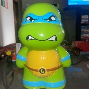 Ninja turtles piggy bank (Leonardo)